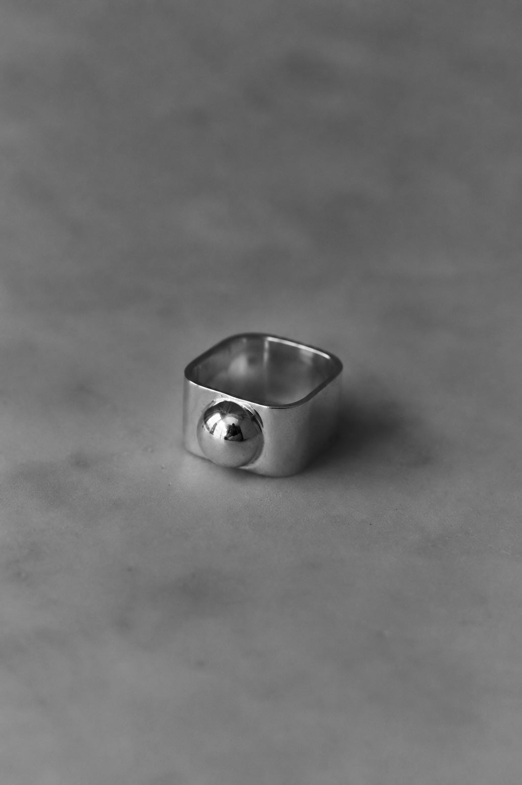 Anillo Essense Square