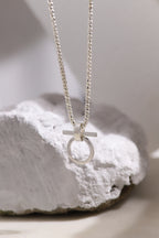 Colgante Omega