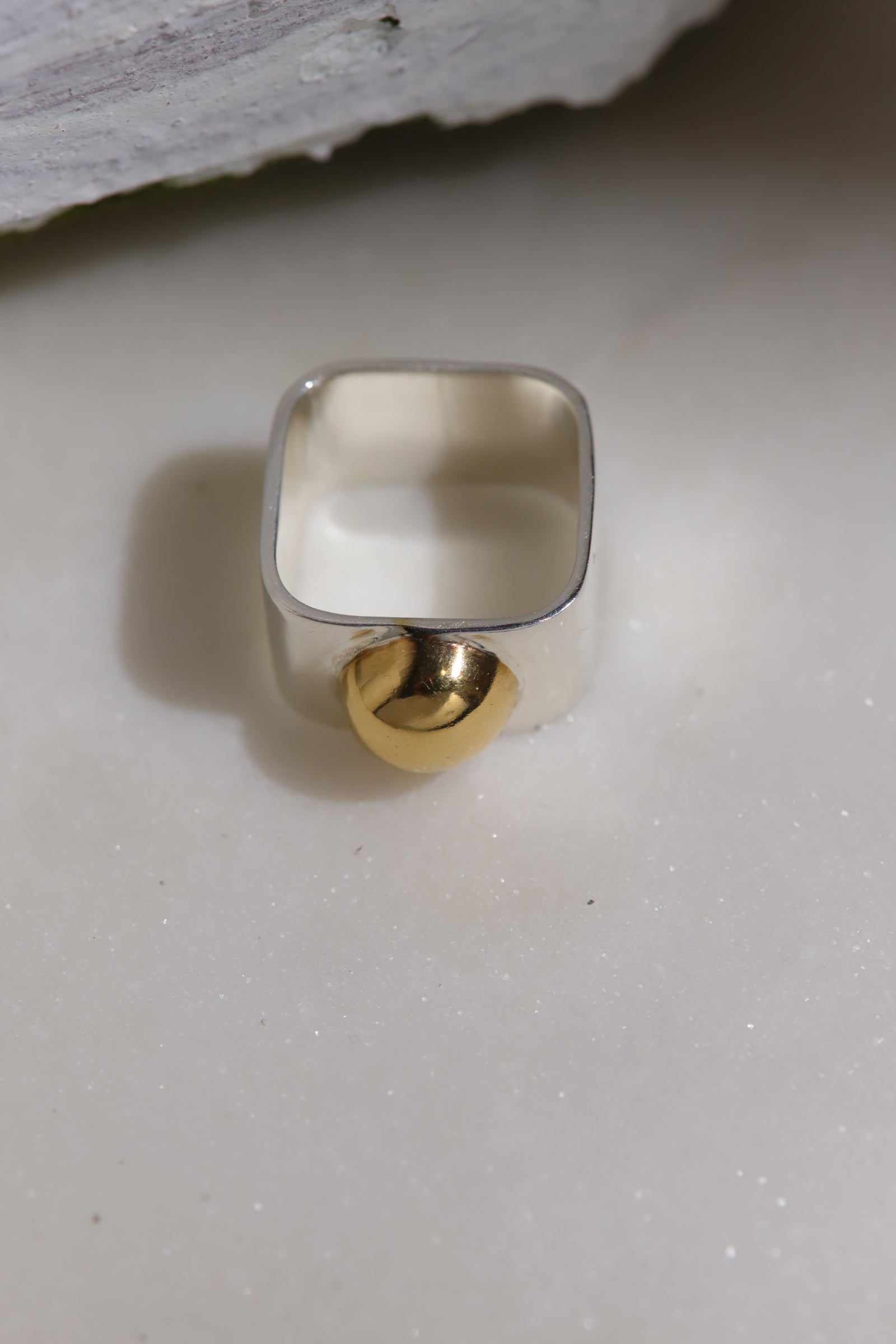Anillo Essense Square Bicolor