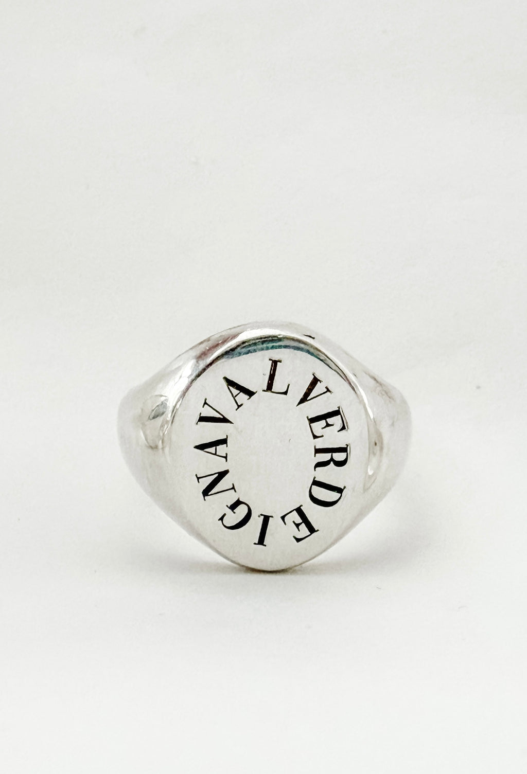 Anillo Chevalier Origen