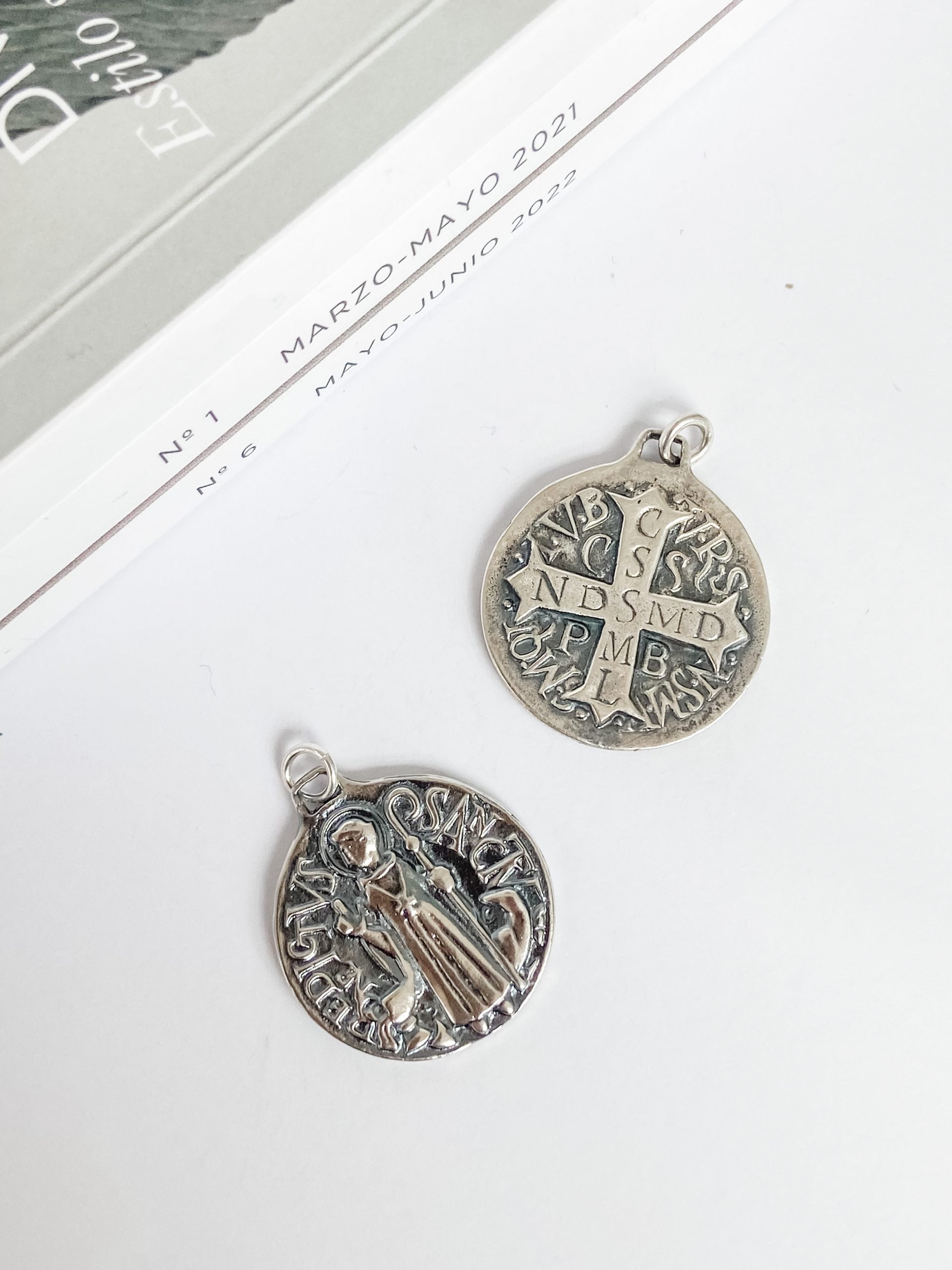 Collar San Benitus