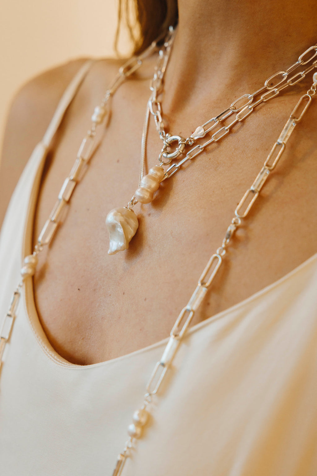 Collar Adela
