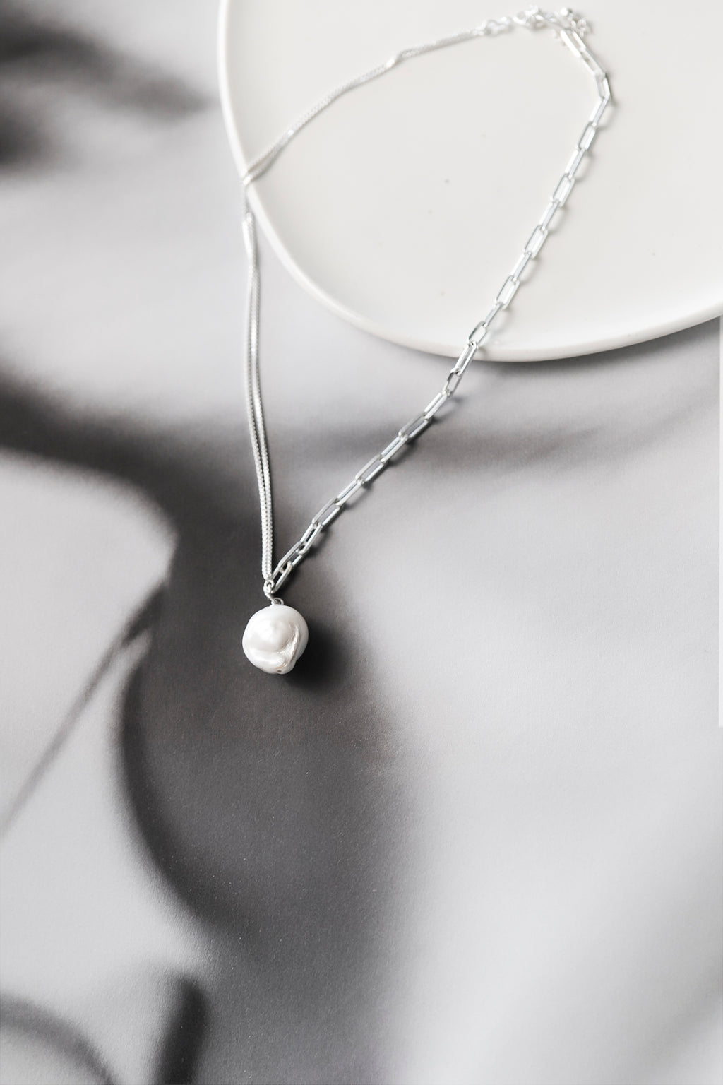 Collar Adela